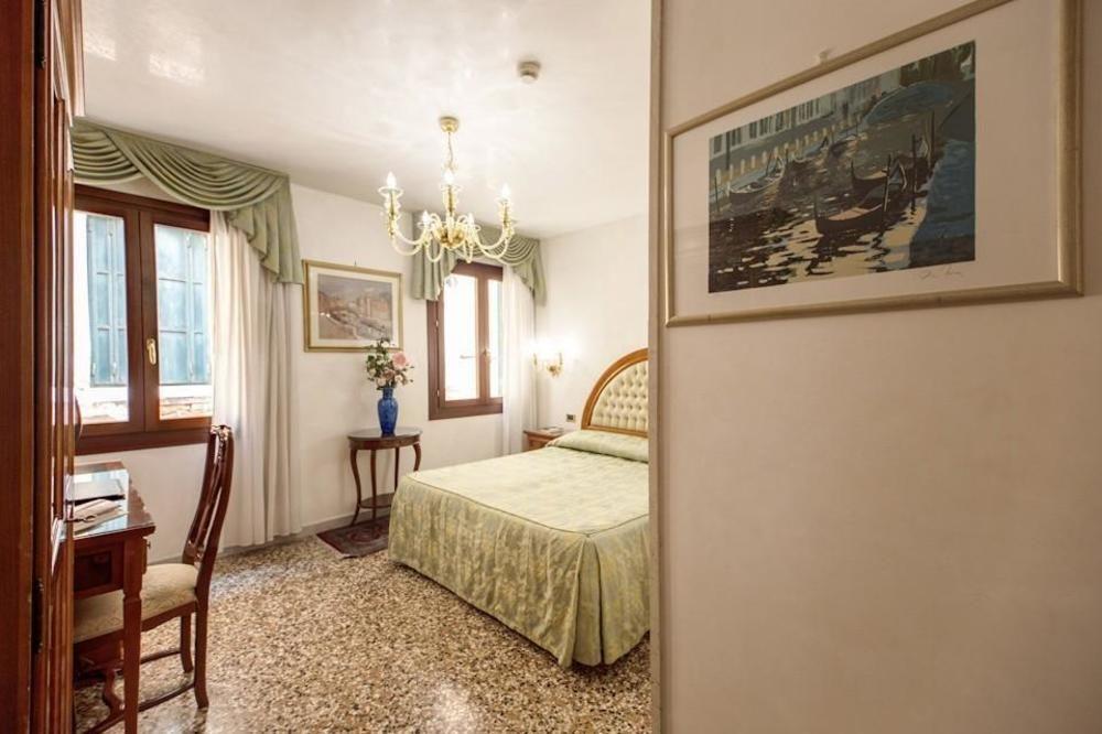 ホテル アンティカ カーサ カレットーニ ヴェネツィア エクステリア 写真